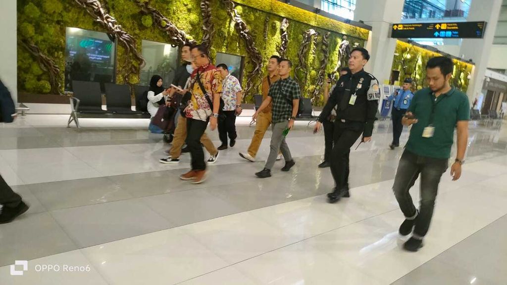 Detik Anggota DPR Ujang Iskandar Ditangkap di Soetta